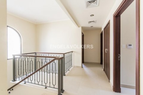 Vila v Arabian Ranches, Dubai, SAE 5 ložnice, 341.88 m² Č.: 20984 - fotografie 8
