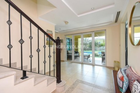 Vila v Jumeirah Park, Dubai, SAE 3 ložnice, 666.30 m² Č.: 27749 - fotografie 12