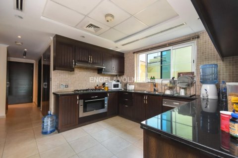 Vila v Jumeirah Park, Dubai, SAE 3 ložnice, 666.30 m² Č.: 27749 - fotografie 11