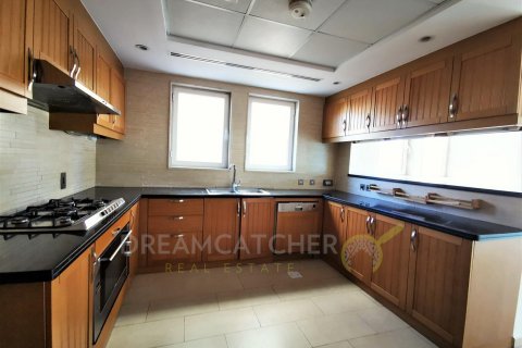 Vila v Jumeirah Park, Dubai, SAE 3 ložnice, 826.64 m² Č.: 23192 - fotografie 6