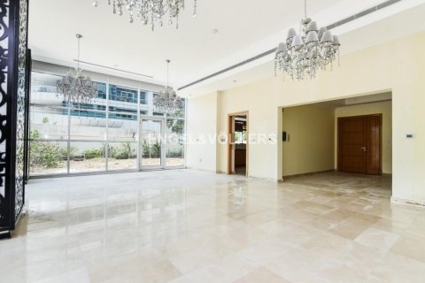 Byt v Dubai Marina, SAE 3 ložnice, 421.22 m² Č.: 28353 - fotografie 16