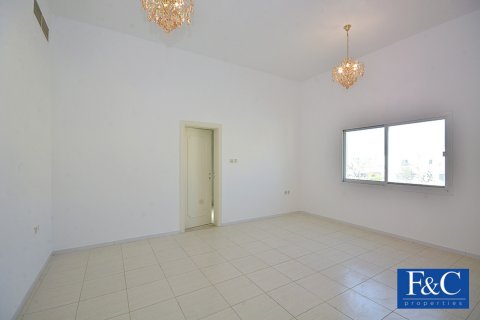 Vila v Umm Suqeim, Dubai, SAE 5 ložnice, 875.8 m² Č.: 44875 - fotografie 13