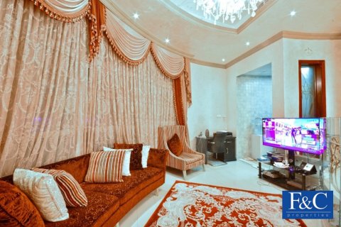 Vila v Al Barsha, Dubai, SAE 5 ložnice, 1114.8 m² Č.: 44944 - fotografie 8