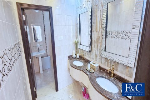 Vila v Al Quoz, Dubai, SAE 5 ložnice, 929 m² Č.: 44980 - fotografie 10