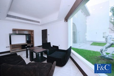 Vila v Al Barsha, Dubai, SAE 5 ložnice, 487.1 m² Č.: 44943 - fotografie 21