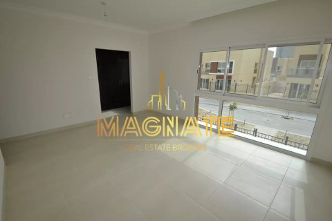 Vila v Al Barsha, Dubai, SAE 4 ložnice, 401 m² Č.: 50260 - fotografie 3