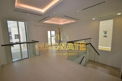 Vila v Al Barsha, Dubai, SAE 4 ložnice, 401 m² Č.: 50260 - fotografie 9