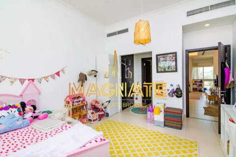 Vila v Al Barsha, Dubai, SAE 4 ložnice, 393 m² Č.: 50261 - fotografie 8