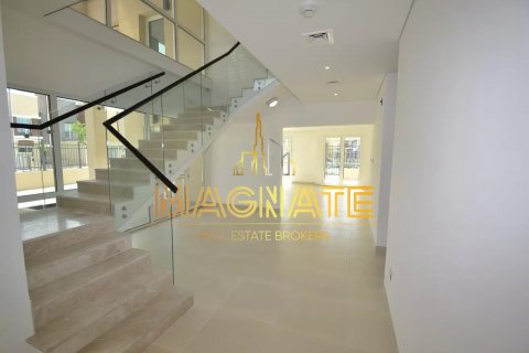 Vila v Al Barsha, Dubai, SAE 5 ložnice, 666 m² Č.: 50262 - fotografie 8