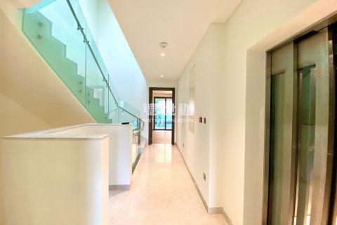 Řadový dům v Nadd Al Sheba, Dubai, SAE 5 ložnice, 307 m² Č.: 55042 - fotografie 10