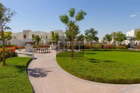 Vila v Reem, Dubai, SAE 3 ložnice, 281 m² Č.: 55031 - fotografie 9