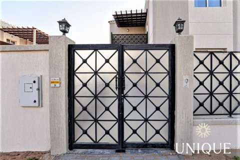 Vila v Living Legends, Dubai, SAE 6 ložnice, 390.2 m² Č.: 74046 - fotografie 30