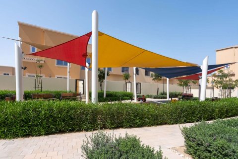 Řadový dům v Dubai Land, Dubai, SAE 2 ložnice, 1766 m² Č.: 81234 - fotografie 8