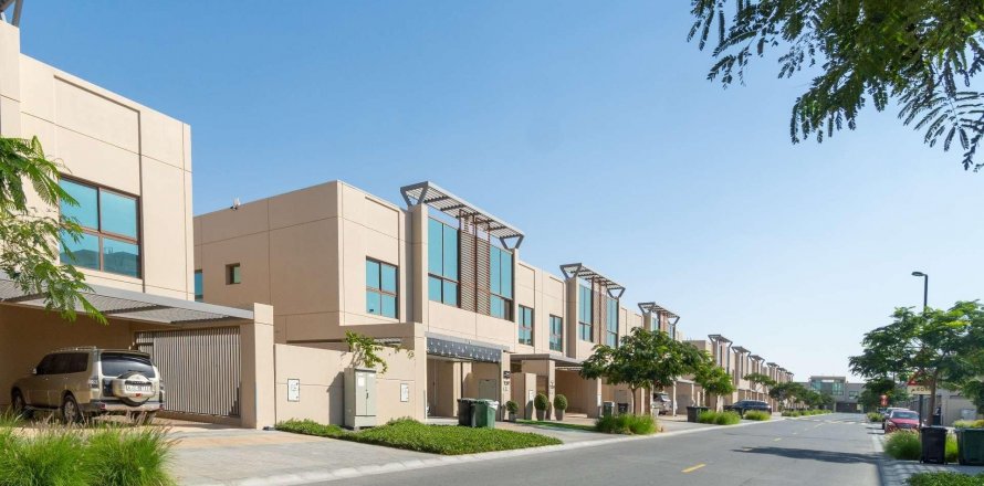 Řadový dům v Meydan Gated Community, Dubai, SAE 4 ložnice, 291 m² Č.: 79653