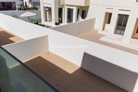 Villa til salg i Reem, Dubai, UAE 3 soveværelser, 213.21 kvm № 20155 - foto 19