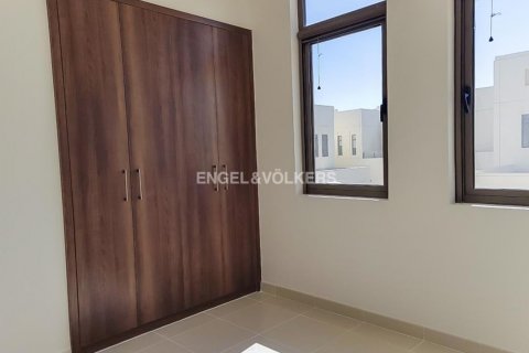 Villa til salg i Reem, Dubai, UAE 3 soveværelser, 213.21 kvm № 20155 - foto 13