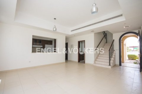 Villa til salg i Reem, Dubai, UAE 3 soveværelser, 202.53 kvm № 17845 - foto 4
