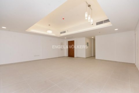 Apartment til salg i Jumeirah Golf Estates, Dubai, UAE 4 soveværelser, 216.28 kvm № 19629 - foto 3