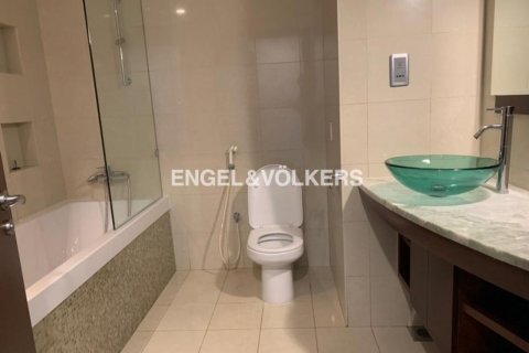 Duplex til salg i World Trade Center, Dubai, UAE 4 soveværelser, 294.96 kvm № 19642 - foto 11