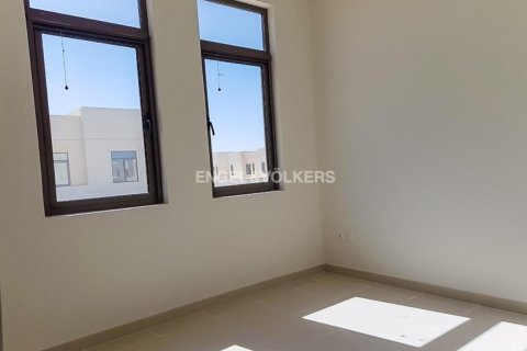 Villa til salg i Reem, Dubai, UAE 3 soveværelser, 213.21 kvm № 20155 - foto 12