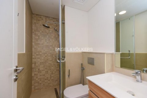 Apartment til salg i Jumeirah Golf Estates, Dubai, UAE 4 soveværelser, 216.28 kvm № 19629 - foto 13