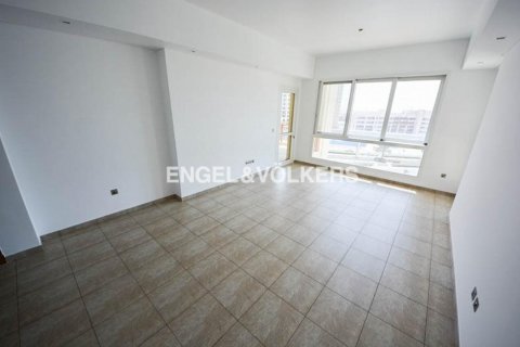Apartment til salg i Palm Jumeirah, Dubai, UAE 2 soveværelser, 161.19 kvm № 21714 - foto 4