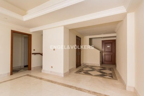 Townhouse til salg i Palm Jumeirah, Dubai, UAE 3 soveværelser, 464.42 kvm № 20953 - foto 7