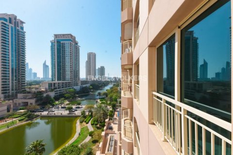 Apartment til salg i The Views, Dubai, UAE 1 soveværelse, 69.31 kvm № 21015 - foto 2