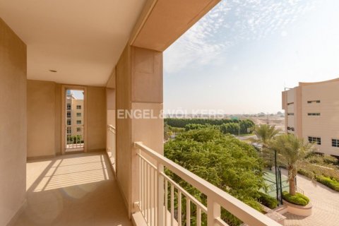 Apartment til salg i The Views, Dubai, UAE 1 soveværelse, 69.31 kvm № 21015 - foto 17
