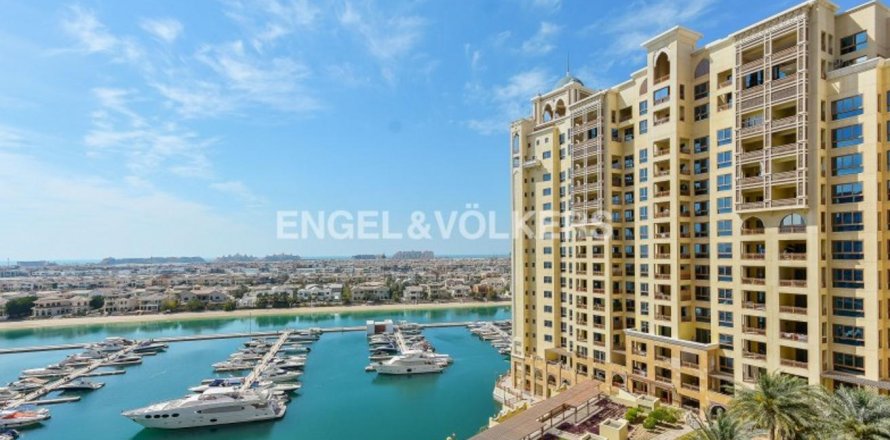 Apartment i Palm Jumeirah, Dubai, UAE 2 soveværelser, 162.21 kvm № 21721