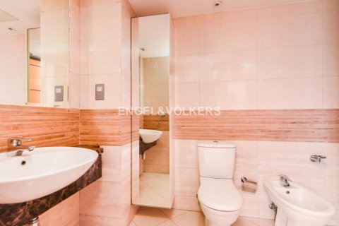 Apartment til salg i Dubai Marina, Dubai, UAE 3 soveværelser, 421.22 kvm № 28353 - foto 14