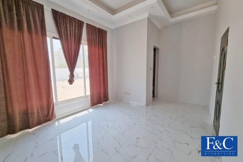 Villa til leje i Al Barsha, Dubai, UAE 4 soveværelser, 1356.3 kvm № 44976 - foto 3