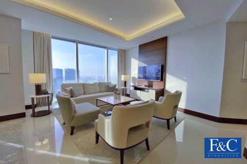 Apartment til leje i Downtown Dubai (Downtown Burj Dubai), Dubai, UAE 2 soveværelser, 120.8 kvm № 44832 - foto 1