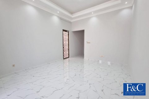 Villa til leje i Al Barsha, Dubai, UAE 4 soveværelser, 1356.3 kvm № 44976 - foto 2