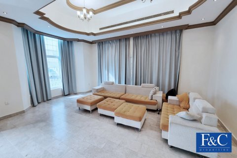 Villa til leje i Al Barsha, Dubai, UAE 5 soveværelser, 650.3 kvm № 44893 - foto 6