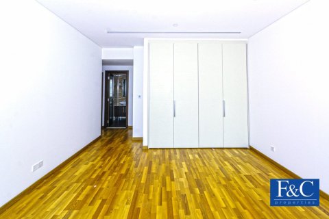 Apartment til salg i DIFC, Dubai, UAE 2 soveværelser, 163.1 kvm № 44691 - foto 8