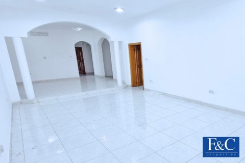 Villa til leje i Jumeirah, Dubai, UAE 5 soveværelser, 650.3 kvm № 44978 - foto 2