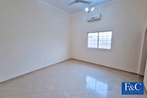 Villa til leje i Al Barsha, Dubai, UAE 5 soveværelser, 650.3 kvm № 44987 - foto 9