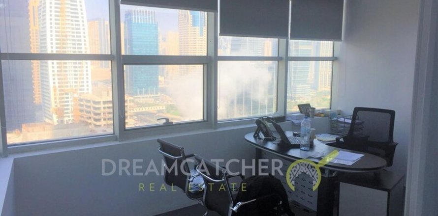 Office i Jumeirah Lake Towers, Dubai, UAE 111.48 kvm № 35356