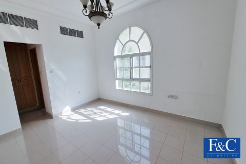 Villa til leje i Umm Suqeim, Dubai, UAE 4 soveværelser, 557.4 kvm № 44684 - foto 15