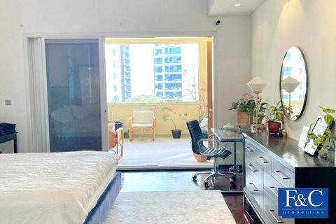 Apartment til salg i Palm Jumeirah, Dubai, UAE 2 soveværelser, 175.2 kvm № 44600 - foto 9