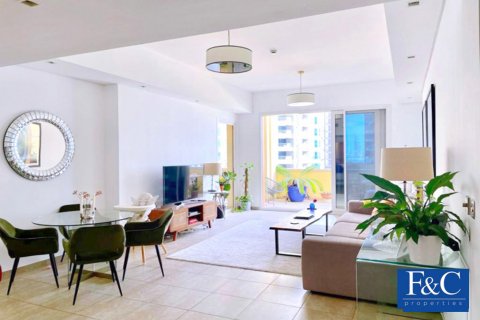 Apartment til salg i Palm Jumeirah, Dubai, UAE 2 soveværelser, 175.2 kvm № 44600 - foto 1