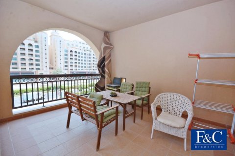 Apartment til salg i Palm Jumeirah, Dubai, UAE 1 soveværelse, 125.9 kvm № 44602 - foto 14