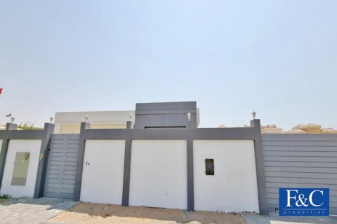 Villa til leje i Al Barsha, Dubai, UAE 4 soveværelser, 1356.3 kvm № 44976 - foto 17