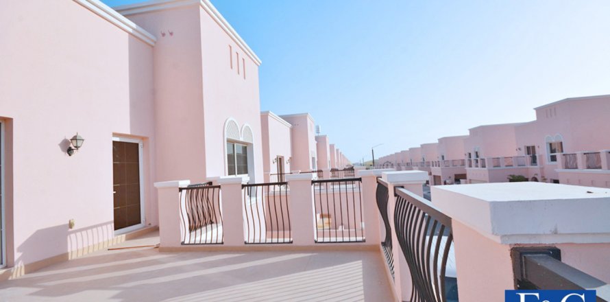 Villa i Nadd Al Sheba, Dubai, UAE 4 soveværelser, 468.5 kvm № 44963