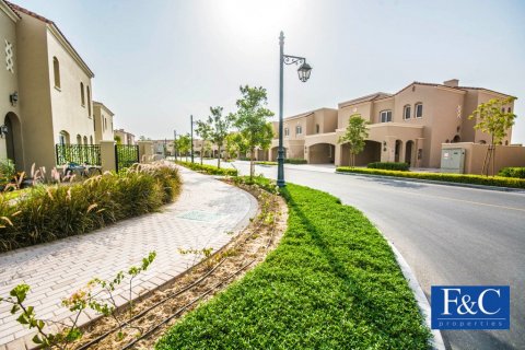 Villa til salg i Serena, Dubai, UAE 3 soveværelser, 238.7 kvm № 44567 - foto 16