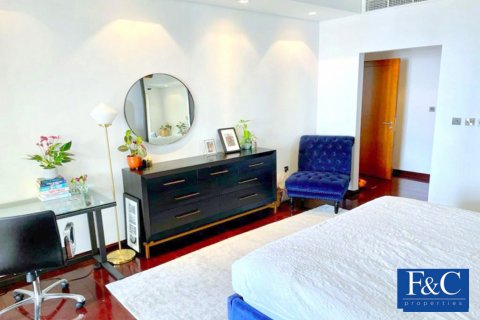 Apartment til salg i Palm Jumeirah, Dubai, UAE 2 soveværelser, 175.2 kvm № 44600 - foto 7