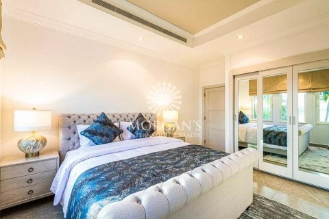 Villa til salg i Palm Jumeirah, Dubai, UAE 3 soveværelser, 423 kvm № 49765 - foto 7