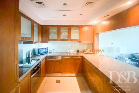 Apartment til salg i The Views, Dubai, UAE 1 soveværelse, 69.3 kvm № 36679 - foto 3