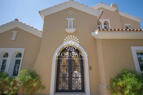 Villa til salg i Arabian Ranches, Dubai, UAE 7 soveværelser, 2351 kvm № 50670 - foto 6